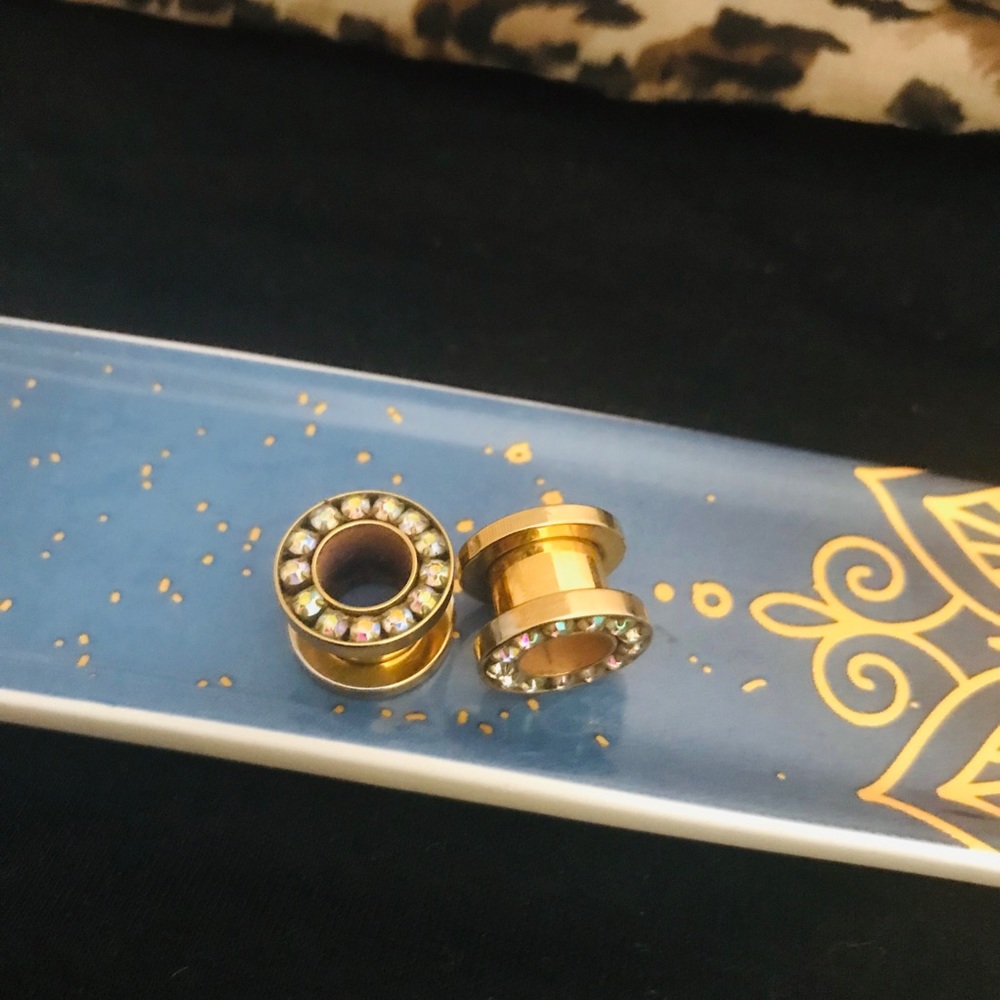 Unisex 00 gauges (10mm) Tunnels with screw backing